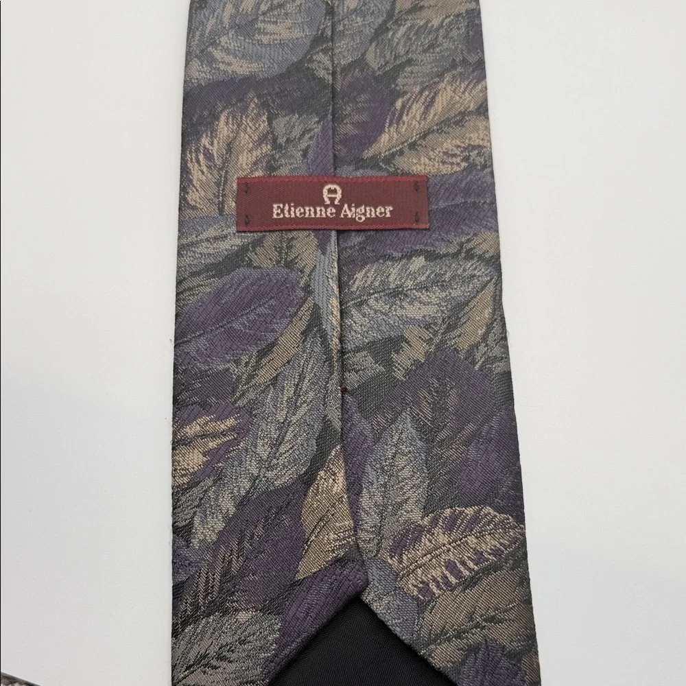 Etienne Aigner Purple,Black & Tan Leaf Pattern Men’s Tie